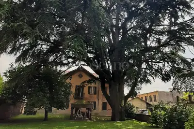 Casa Indipendente in vendita, Via 4 Novembre, Cassano Magnago