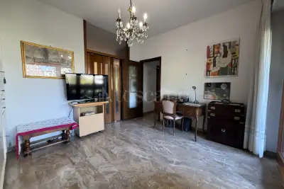 Casa in vendita, Via Tommaso Gulli, Milano