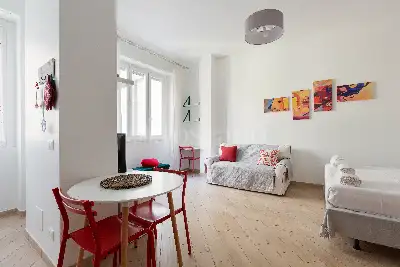 Casa in vendita, Via G. Bruzzesi , Milano