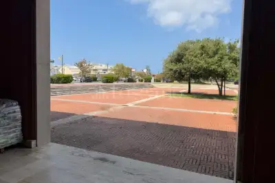 Negozio in vendita, Corso Vittorio Emanuele III, Sabaudia