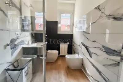 Casa in vendita, Via Venosa, Milano