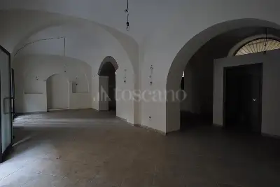 Negozio in vendita, Via dei Marsi, Roma