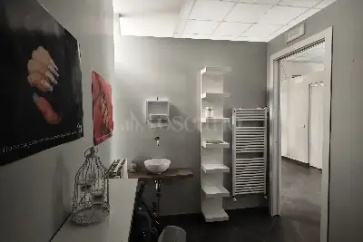 Negozio in vendita, Via Conte d'Arras, Siena