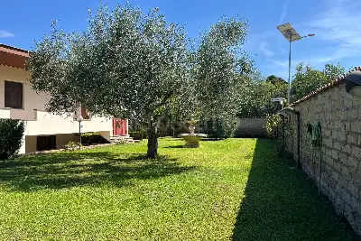 Villa Plurifamiliare in vendita, Via della Crisopa, Roma