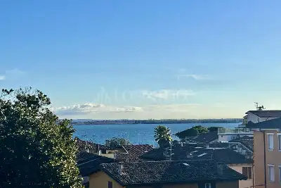 Casa in vendita, Via Scavi Romani, Desenzano del Garda