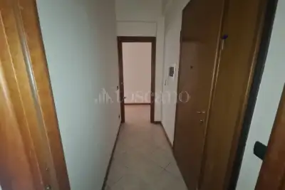 Casa in vendita, Via Roma, Pomezia