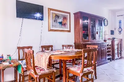 Villino a Schiera in vendita, Via Parigi, Olbia