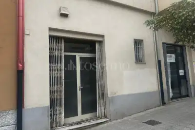 Magazzino in vendita, Via Daniele Antonio, Catanzaro