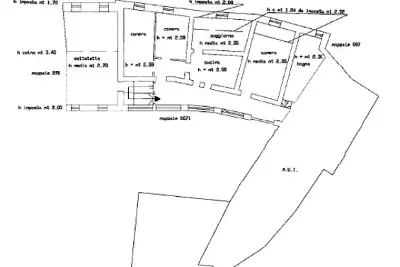 Casa Indipendente in vendita, Via Roma, Marchirolo