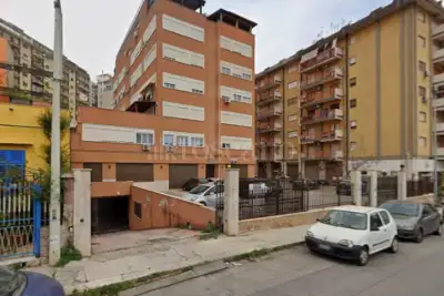 Garage in vendita, Via San Lorenzo 77, Palermo