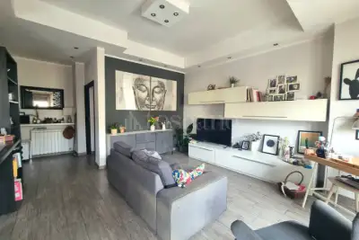 Casa in vendita, Via Tuscolana, Roma