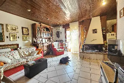 Casa in vendita, Via Germania, Pomezia