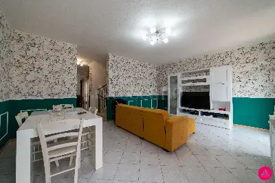 Villino a Schiera in vendita, Via Vallenoncello, Pordenone