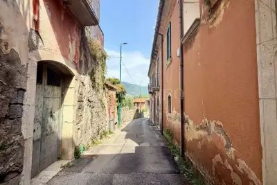 Casa Indipendente in vendita, Via Vescovi Cocchia, Cesinali