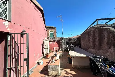 Casa Indipendente in vendita, Via Santa Lucia, Mascalucia