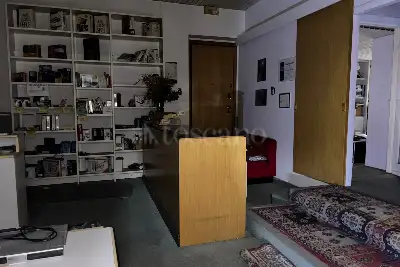 Negozio in vendita, Via Leopardi, Erba