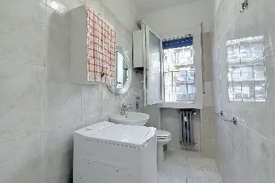 Casa in vendita, via Vincenzo Giordano Orsini , Milano