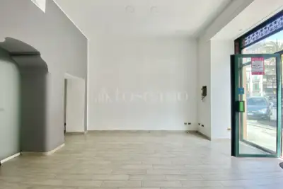 Negozio in affitto, Via Santa Cecilia, Messina