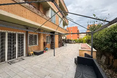 Casa in vendita, Piazza dei Canotti, Roma