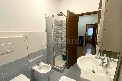 Casa in vendita, Via Baveno, Roma