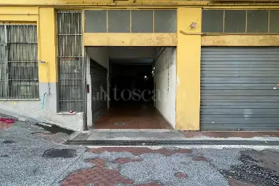 Box in vendita, Via degli Opimiani, Roma