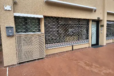 Negozio in vendita, V. Elio Lampridio Cerva, Roma