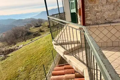 Casa Indipendente in vendita, Via Castello, Serle