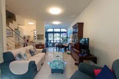 Villino a Schiera in affitto, Via Venezia, Anzio
