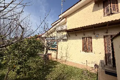 Villa Bifamiliare in vendita, Via dei Platani, Ardea