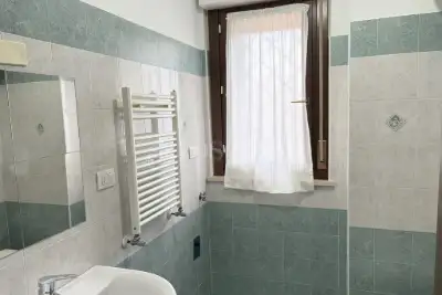 Casa in vendita, Via Roberto Raviola, Roma