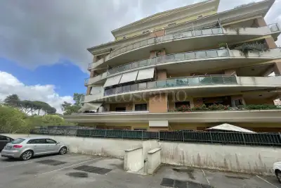 Casa in vendita, Via Federico Fellini, Pomezia