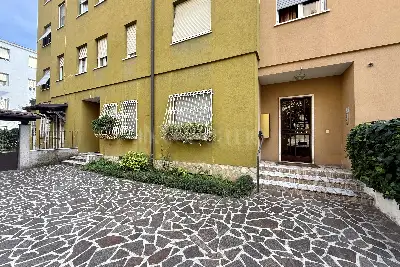 Casa in vendita, Via Romolo Romani, Brescia