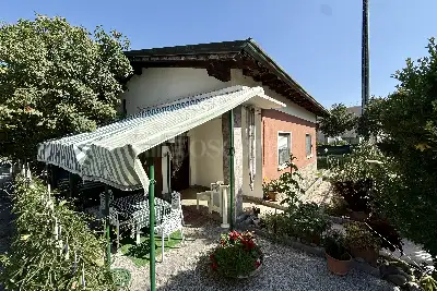 Casa Indipendente in vendita, Via Luigi Pirandello, Montichiari