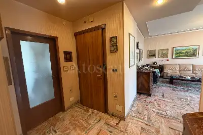 Casa in vendita, Piazzale Risorgimento, Modena