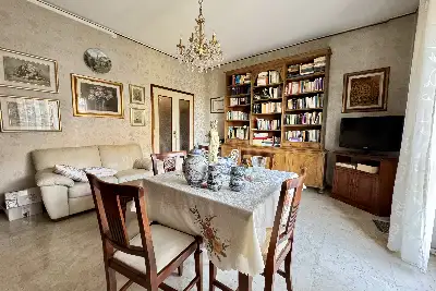 Casa in vendita, Via Malakoff, Corsico