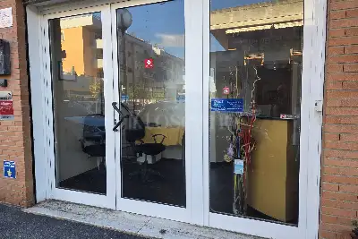 Negozio in vendita, Viale Fra' Andrea Di Giovanni, Roma