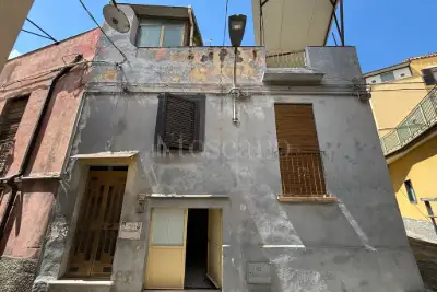 Casa Indipendente in vendita, Via Ferro, Biancavilla