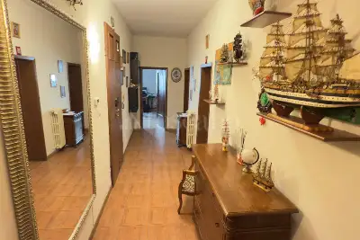 Casa in vendita, Via Torino, Prato