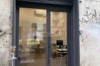 Negozio in affitto, Viale Ippocrate, Roma