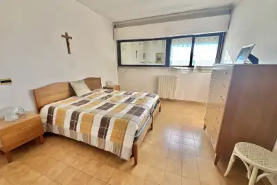 Casa in vendita, Viale dei Caduti per la Resistenza, Roma