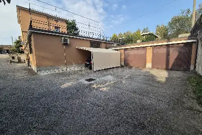 Villa Plurifamiliare in vendita, Via Mario Marcazzan, Brescia