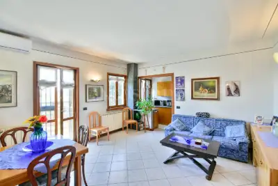 Casa Indipendente in vendita, Via Galvani Luigi, Como