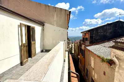 Casa Indipendente in vendita, Via Angioi, Osilo