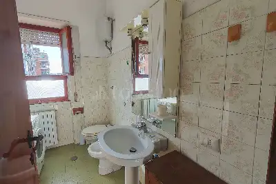 Casa in vendita, Via Vincenzo Tomassini, Roma