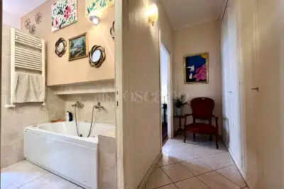 Casa in vendita, Via Jacopone da Todi, Roma