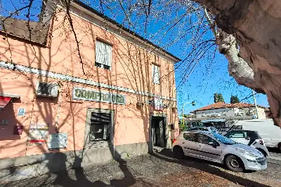 Negozio in vendita, Via della Stazione di Ciampino, Roma