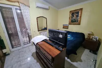 Villa Bifamiliare in vendita, Via Pedavena, Roma