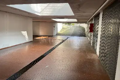 Box in vendita, Via Francesco Carlini, Milano