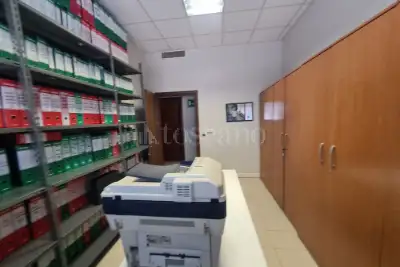 Ufficio in affitto, Via dei Castelli Romani, Pomezia