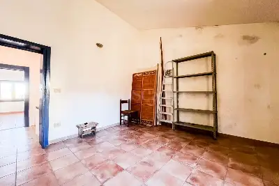 Casa Indipendente in vendita, via Umberto 11, Tula